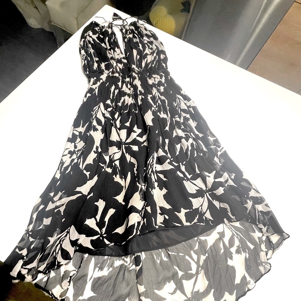 🖤 JUST IN 🖤  Vintage Donna Morgan - Plunge High-Low Maxi Dress Size 6